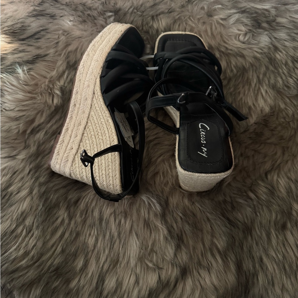 Circus by Sam Edelman Black and Tan Wedge Sandals
